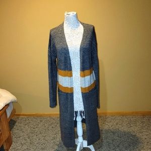 Mystree long cardigan sweater with fron pockets